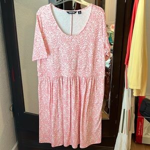 Stretchy soft fabric new without tags dress